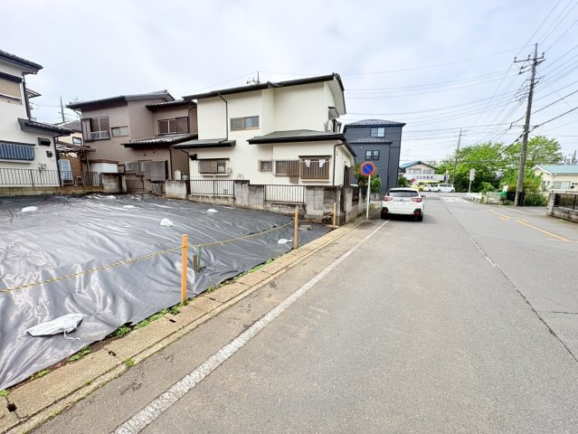 鶴ヶ島市脚折　建築条件なし売地　東武越生線『一本松駅』徒歩20分　【第一小学区】の前面道路含む現地写真