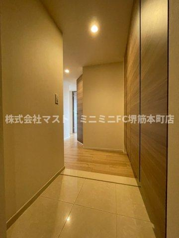ブランズタワー御堂筋本町の玄関