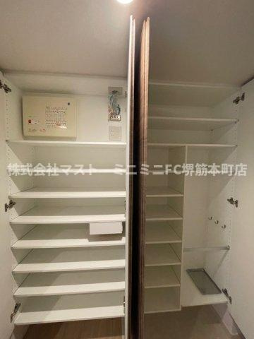 ブランズタワー御堂筋本町の収納