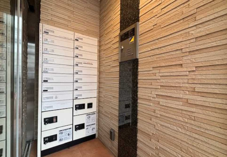 ラスパシオ三軒茶屋　礼金0　南西角部屋　家具家電付きに変更可のその他共用部分