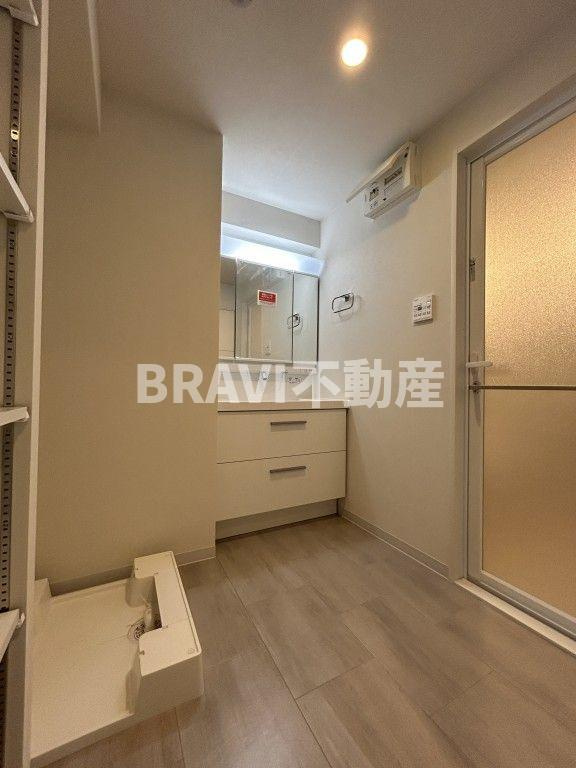 Wonnal堺筋本町 BRAVI不動産の洗面所