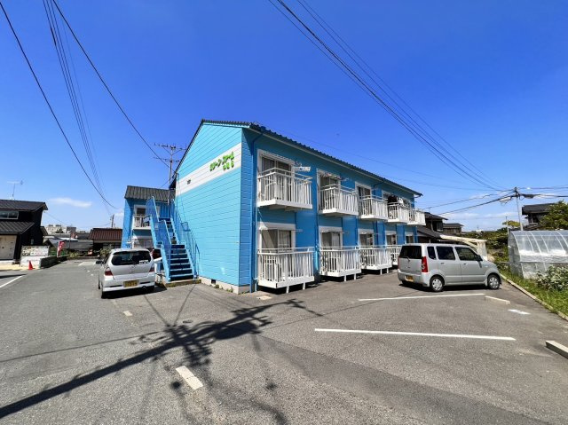 グリーンファーム中司　A棟