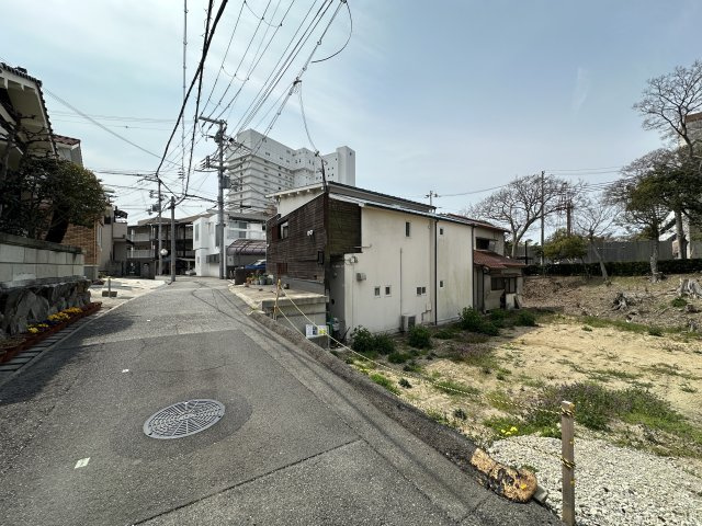 神戸市垂水区東舞子町土地の前面道路含む現地写真
