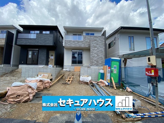 【同施工物件ご案内可】名古屋市南区楠町　全3棟の外観|事前予約にて現地ご見学いただけます！お気軽にお問い合わせください♪
■株式会社　セキュアハウス■
住宅ローンに強く、知識、経験豊富なスタッフ在籍
お客様に寄り添い、ご成約後もサポート致します