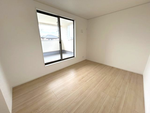 クレイドルガーデン前橋市青柳町第28　4号棟の洋室|2階洋室１です

