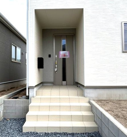 クレイドルガーデン前橋市青柳町第28　4号棟の玄関|毎日通る玄関はこちらです