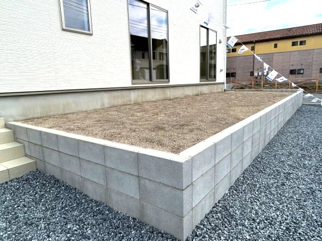 クレイドルガーデン前橋市青柳町第28　4号棟の庭|ガーデニングも楽しめます♪