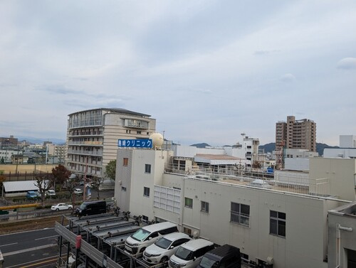 サーパス桟橋通二丁目の展望|眺望：バルコニーからの眺望※2024年12月の写真     （2024年12月撮影）