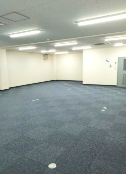 ライズビルの内装