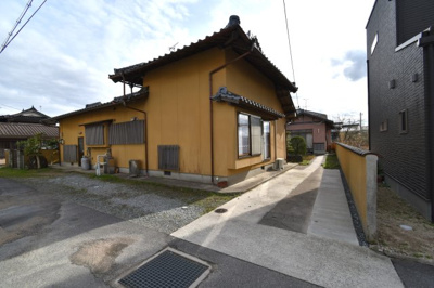 【駐車場】 | 両三柳M中古
