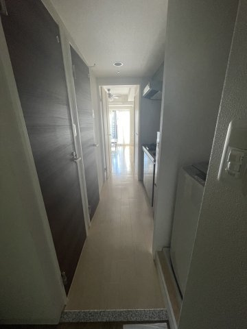 Luxe神戸WESTの玄関
