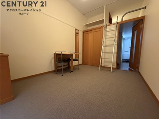 レオパレスオアシス山手の居間