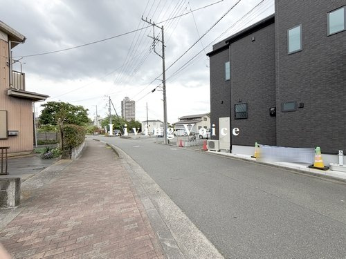 【仲介手数料０円】相模原市中央区水郷田名2丁目　新築一戸建て　1号棟　全2棟の前面道路含む現地写真|【仲介手数料０円】相模原市中央区水郷田名2丁目　新築一戸建て　全2棟