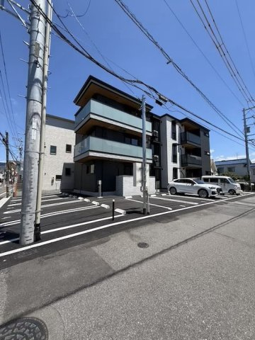 【駐車場】ミルフォード皆実町 