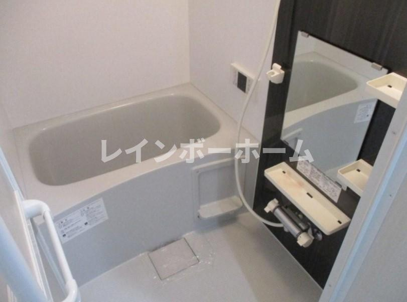 ソレイユ検見川の浴室