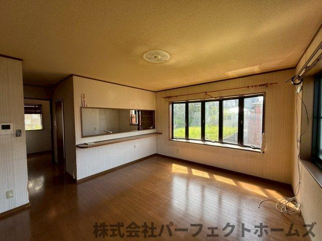 【居間・リビング】の画像