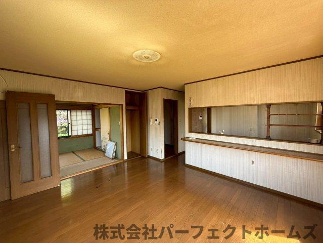 【居間・リビング】の画像