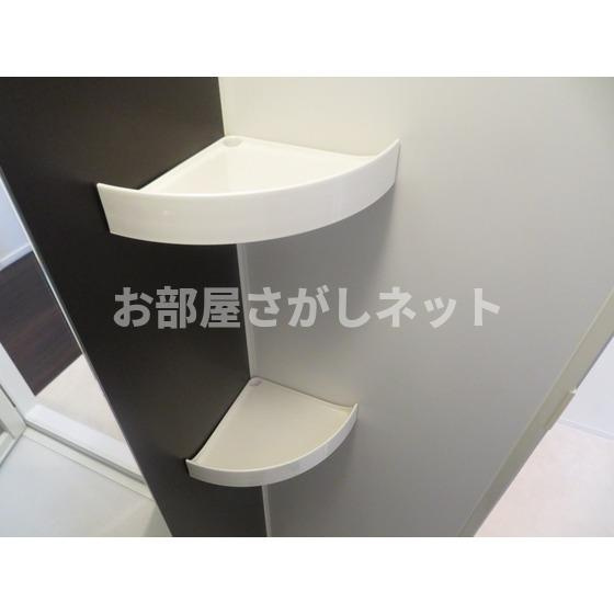 スパシエベレーザ大山の浴室|シャンプー置場