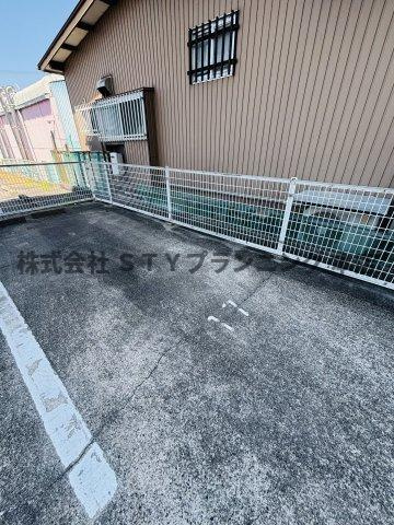 仲介手数料0円！グリーン藤の駐車場