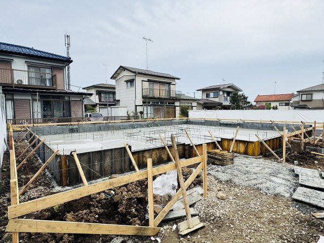 八王子市　川口町　平屋（新築一戸建て）０２期の玄関|～控除や減税で優遇の長期優良住宅　2台駐車可能　落ち着きのある住宅地内～