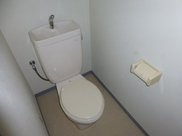 パセオ新在家のトイレ