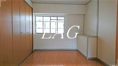 【居間・リビング】 | 近富マンション | 洋室のお部屋です。