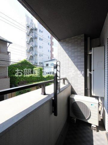 ジーベック東日暮里ノース【おとり物件なし】#学生・社会人にオススメ！初期費用分割払いOK！のバルコニー