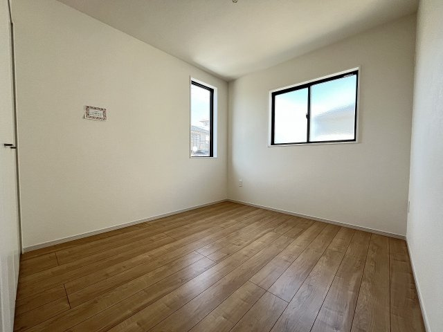 【子供部屋】 | 福岡市東区雁の巣2丁目6期　2号棟（全2棟）【仲介手数料無料・0円】 | 現地写真。