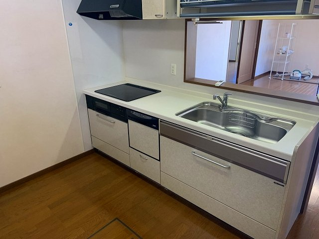 【No.7663】湖山町北3丁目/4LDK/P3台可☆のキッチン|システムキッチン
