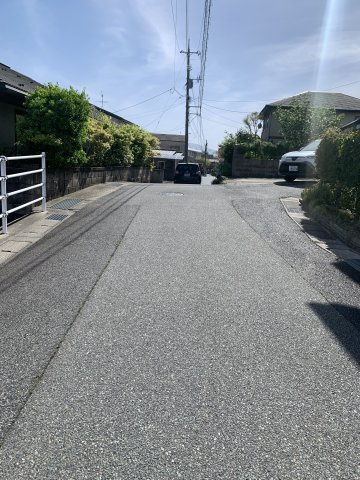 【No.7663】湖山町北3丁目/4LDK/P3台可☆の前面道路含む現地写真|前面道路です