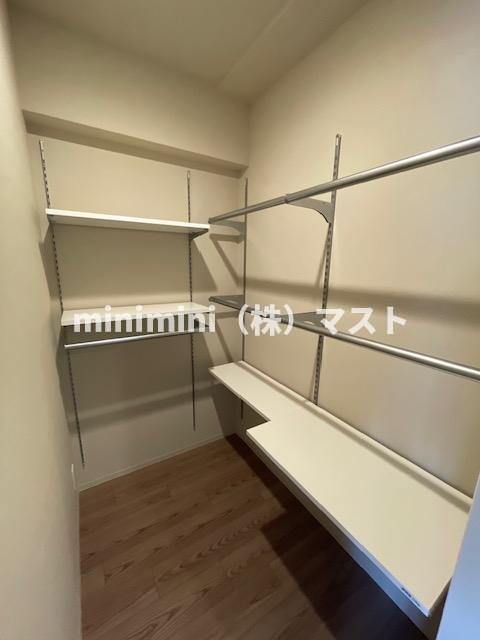 リヴェント難波ウエストの収納