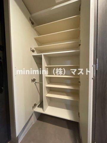 リヴェント難波ウエストの収納