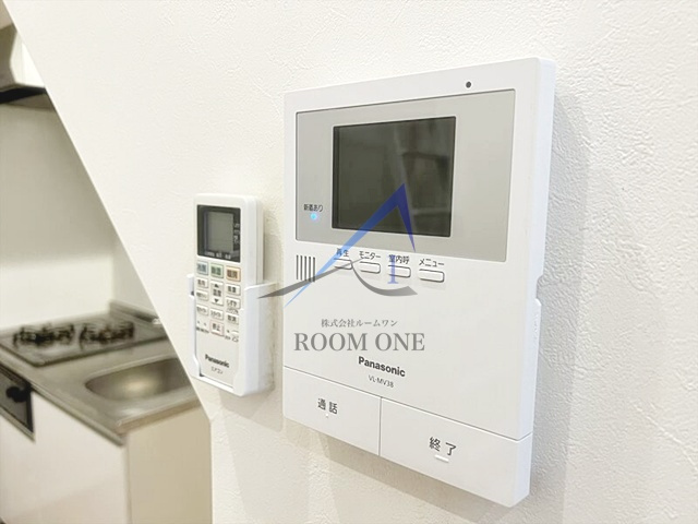 ビレッタ新小岩のセキュリティ|モニター付きインターホンです。