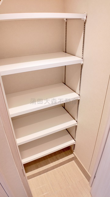 シーズンフラッツ大森西の設備|シューズクローク