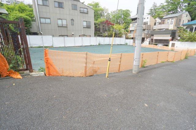 高輪３　土地の外観|JR山手線「品川」駅徒歩10分
JR山手線「高輪ゲートウェイ」駅徒歩12分
都営浅草線「高輪台」徒歩10分