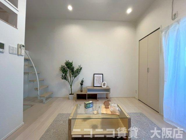 京都市伏見区淀新町のアパート