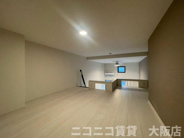 京都市伏見区淀新町のアパートの内装