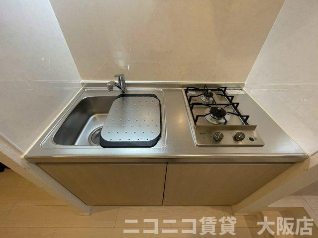 京都市伏見区淀新町のアパートのキッチン