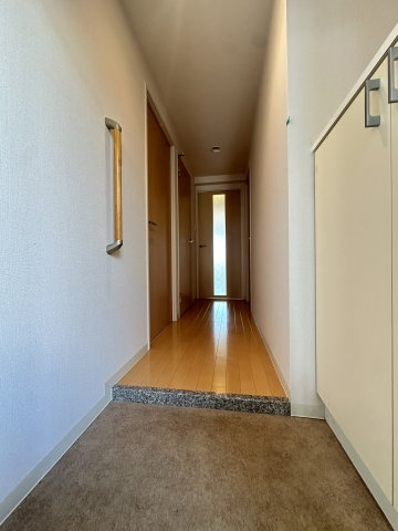 ブレスト我孫子町の玄関