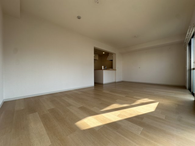 ブレスト我孫子町の居間・リビング