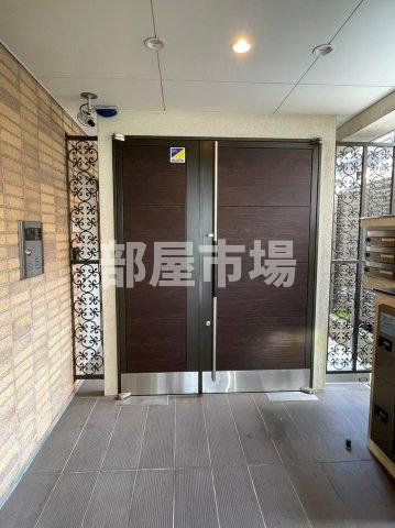 ケイト門仲のエントランス
