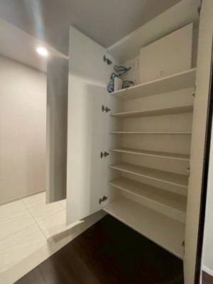 【玄関】 | プレミストタワー靭本町