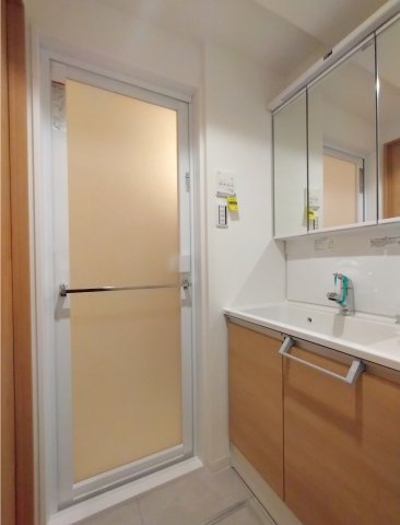 ライオンズマンション小平栄町の洗面所|忙しい朝には欠かせない洗面所です