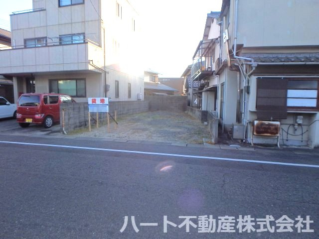 酒津駐車場の外観