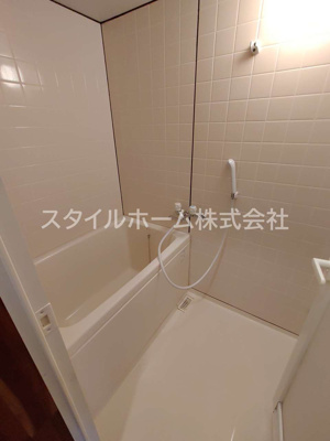【浴室】 | セザンヌ大岩 | 別部屋写真です。