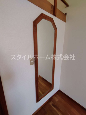 【内装】 | セザンヌ大岩 | 別部屋写真です。