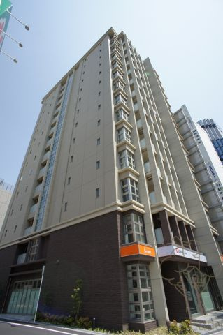 Y'sCourt東梅田の外観