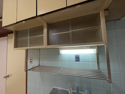 【その他】 | マツヤマンション | キッチンにある収納です