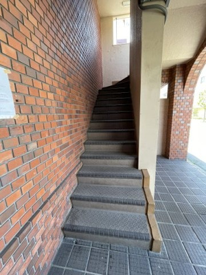 【その他共用部分】 | マツヤマンション | 共用部部の階段です