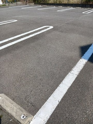 トレスアールヴォレ　Ｂの駐車場|駐車場完備です